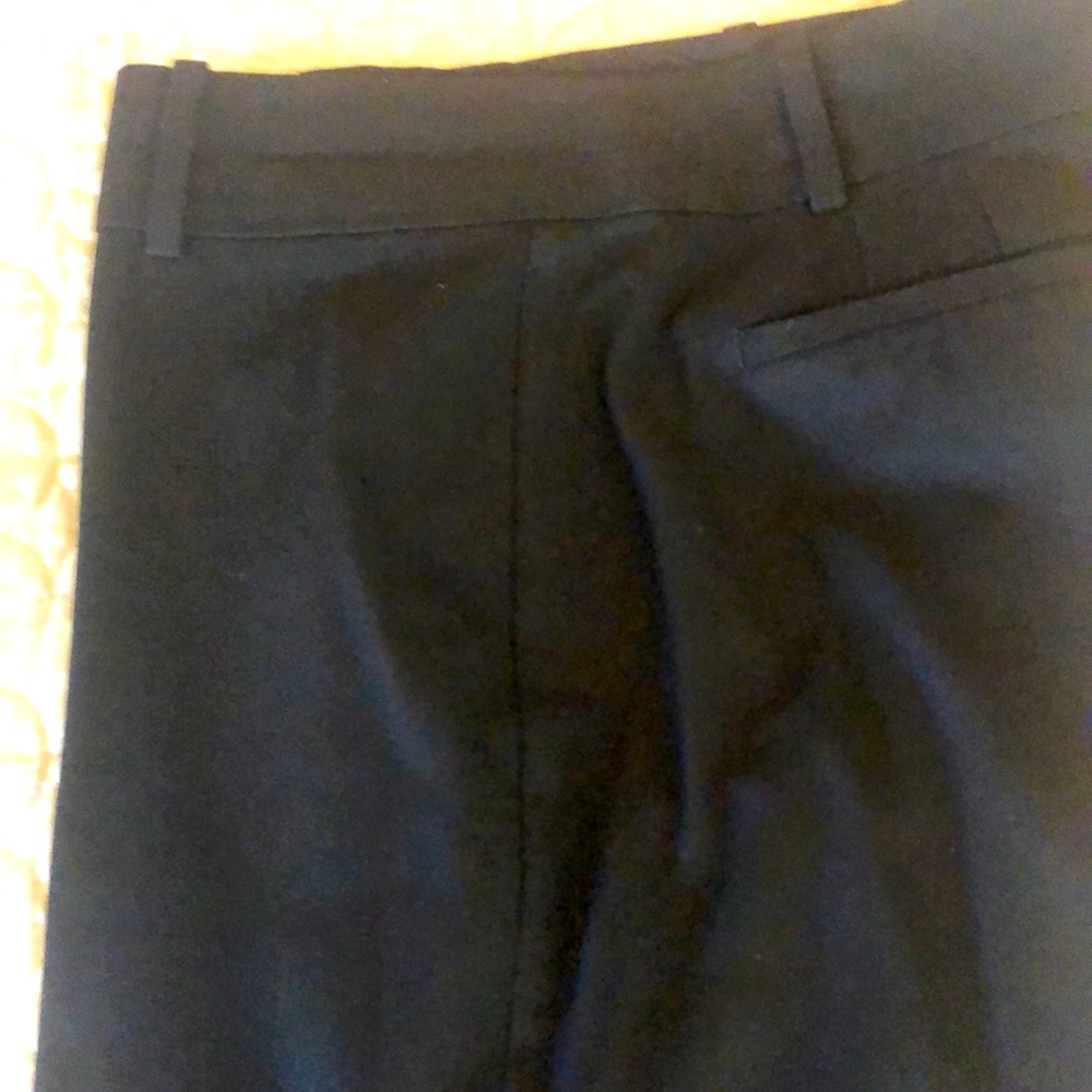 Ann Taylor six petite black Pants inseam 28 inches straight leg
